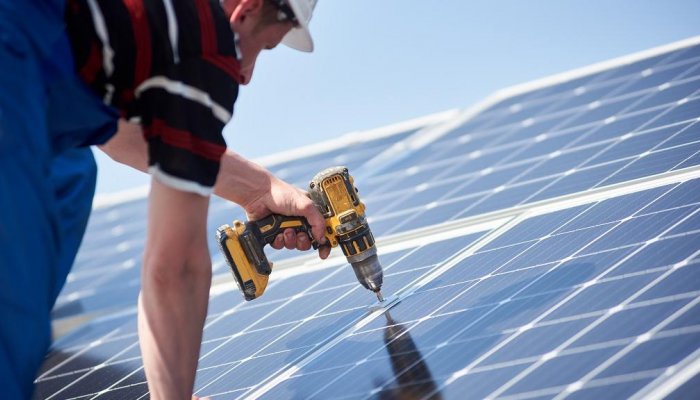 Entenda as mudanças nas taxações do setor de energia solar a partir de 2023